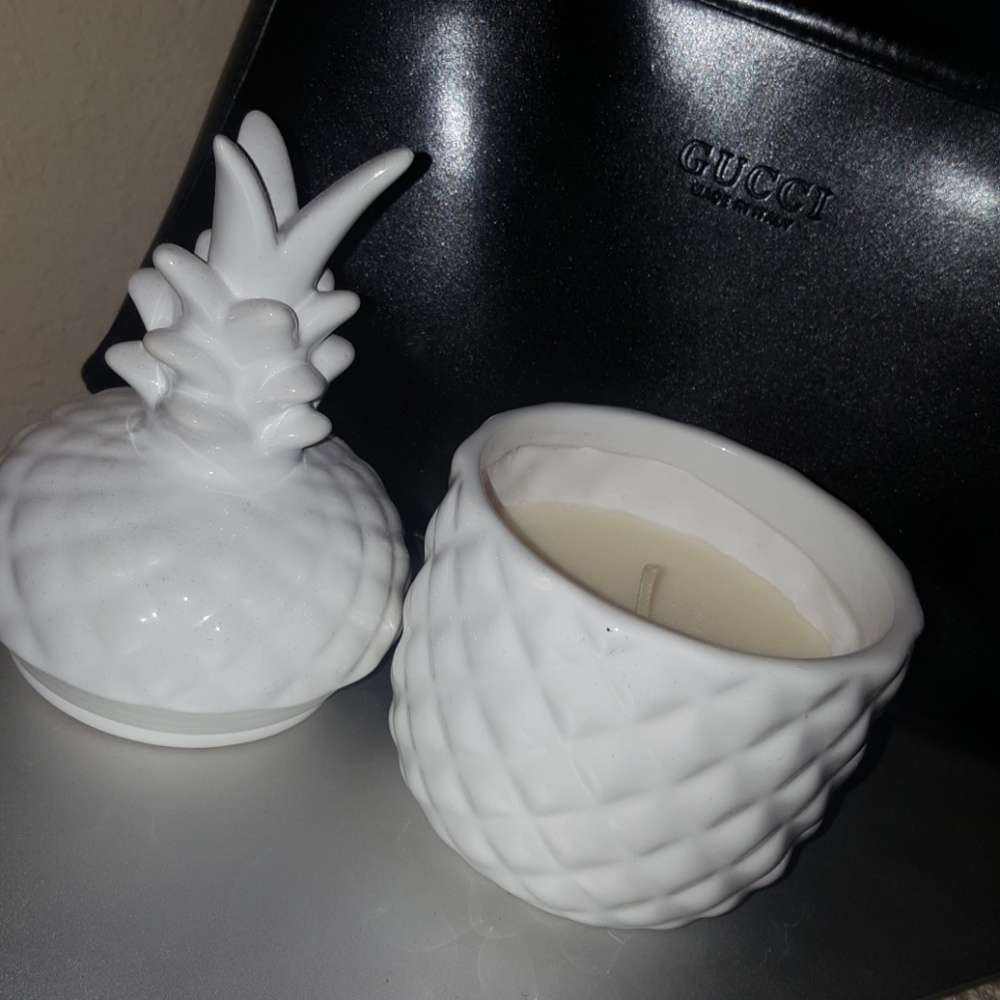 Pineapple candle - Picture 2 of 3